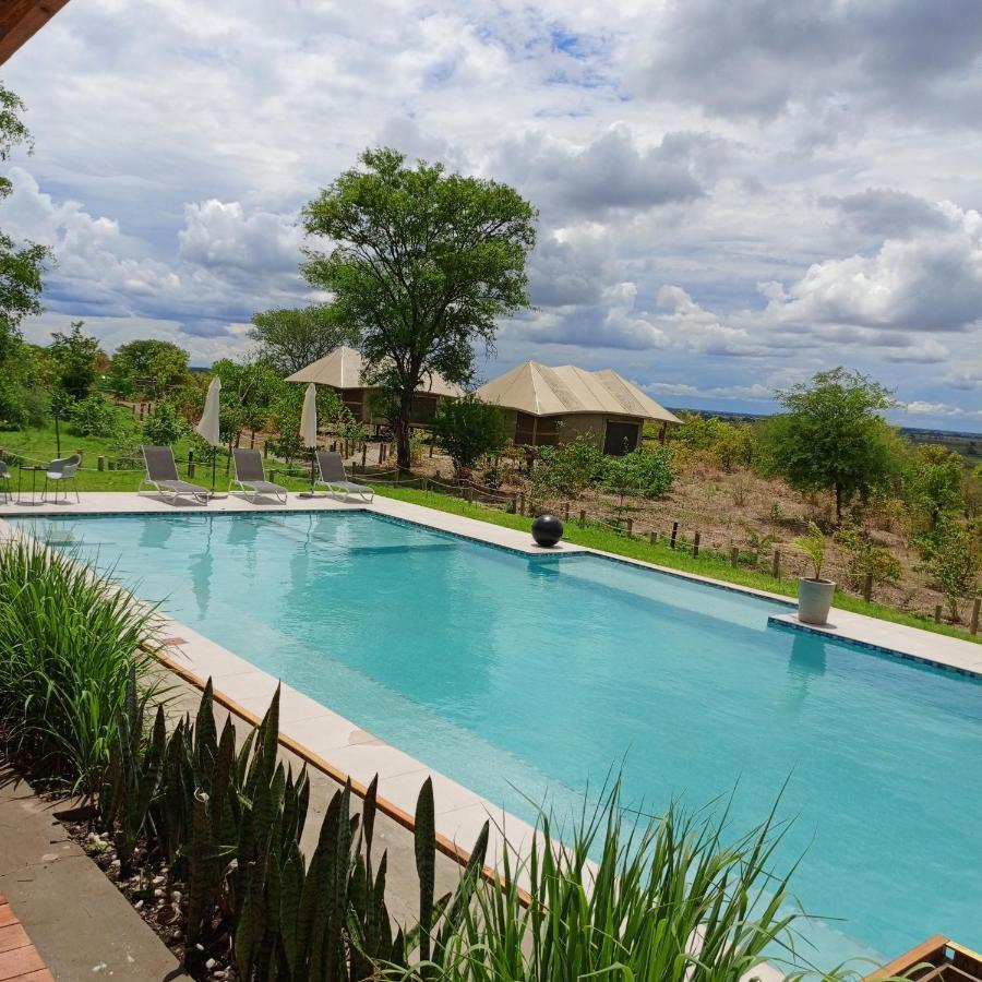 Xhabe Safari Lodge Chobe Muchenje Exterior photo